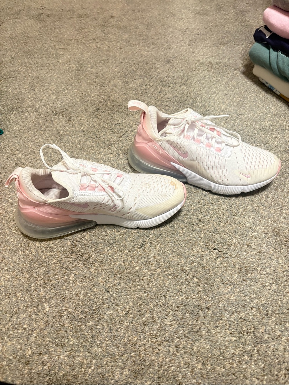 Nike Air Max 270